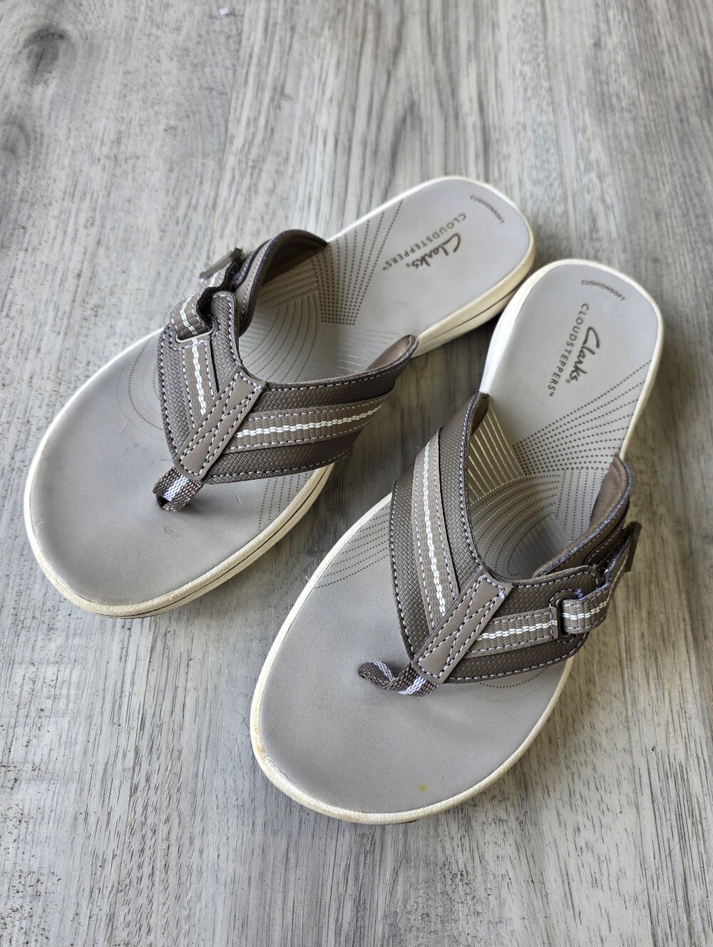 Clarks Cloudsteppers Women’s Size 8 Brown Comfort Sandals